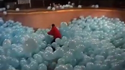 dave_england_ballon_bowl